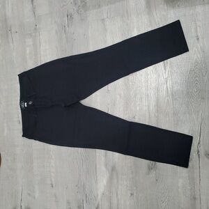 G.H. Bass & Co. Women's Y2K Black stretch ponte Skinny Ankle Crop Pants Size 4P